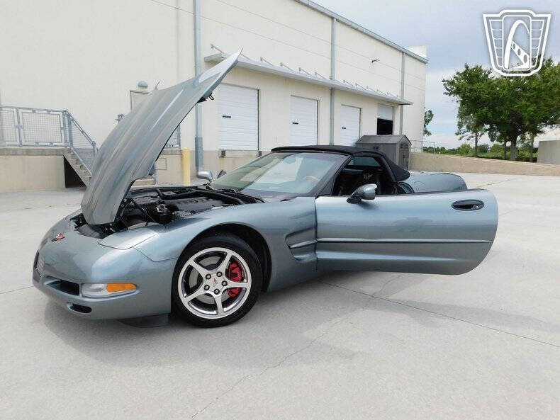 2004 Chevrolet Corvette