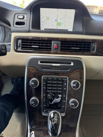 2015 Volvo XC70 T5 Drive-E Platinum