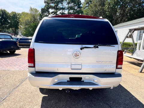 2004 Cadillac Escalade