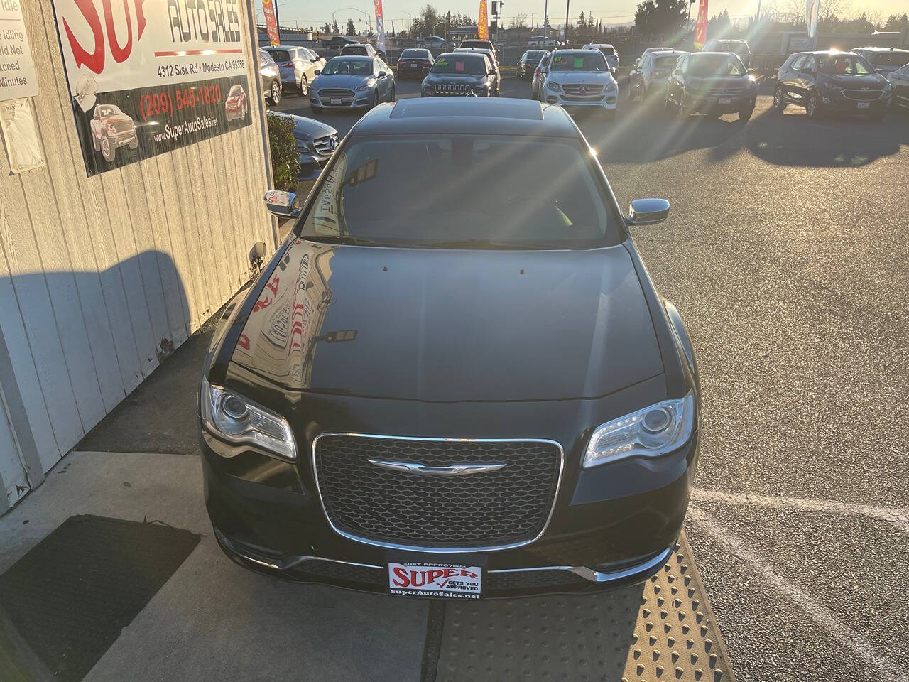 2016 Chrysler 300 for sale at Super Auto Sales Modesto in Modesto, CA