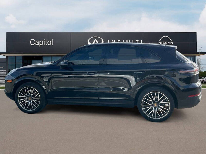 2022 Porsche Cayenne Platinum Edition