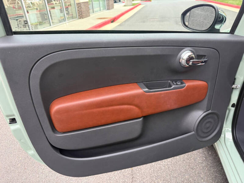 2012 FIAT 500 Lounge