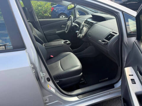 2013 Toyota Prius v