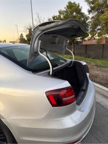 2015 Volkswagen Jetta