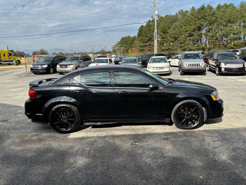 2013 Dodge Avenger SXT photo 3