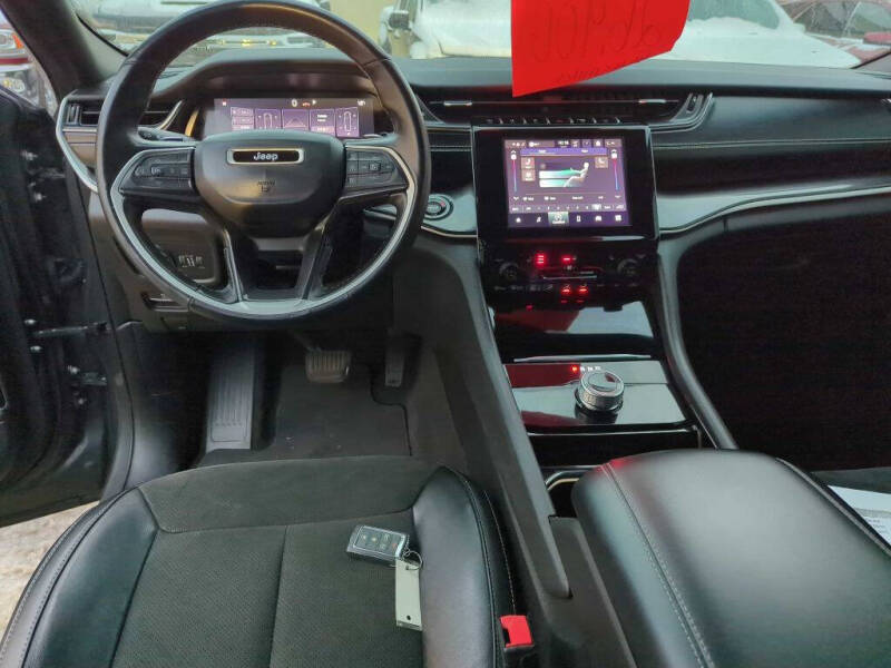 2021 Jeep Grand Cherokee L Laredo