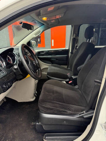 2013 Dodge Grand Caravan SE