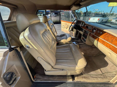 1981 Rolls-Royce Corniche