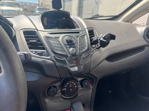 2014 Ford Fiesta S