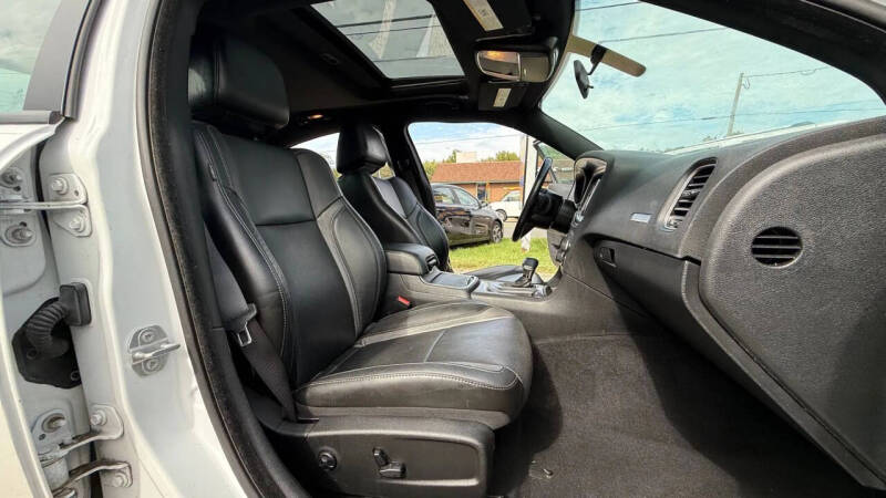 2020 Dodge Charger SXT