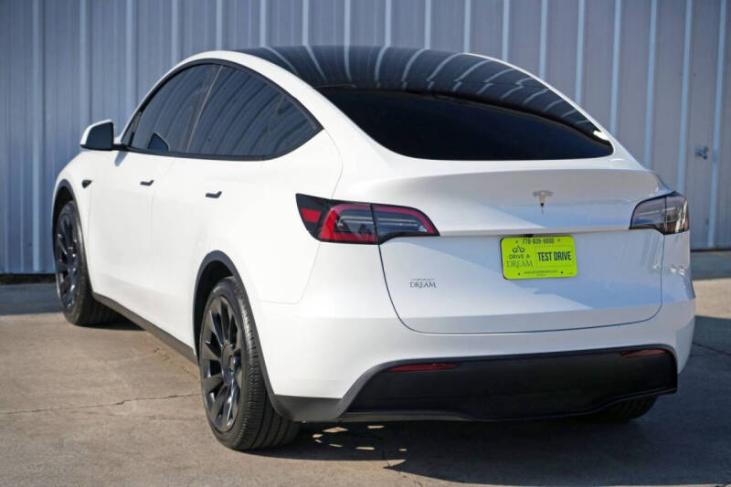 2024 Tesla Model Y Long Range