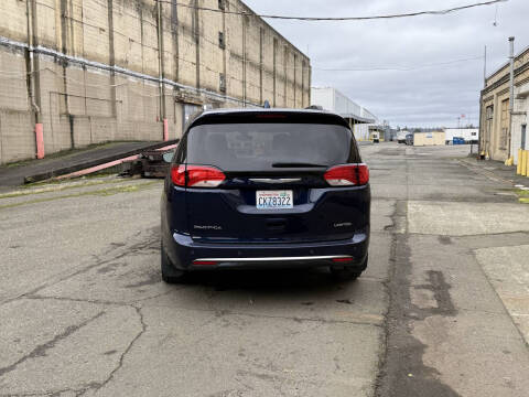 2017 Chrysler Pacifica Limited