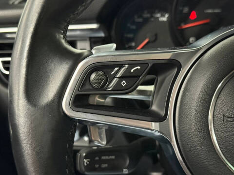 2020 Porsche Macan