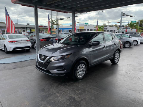 2020 Nissan Rogue Sport for sale at American Auto Sales in Hialeah FL