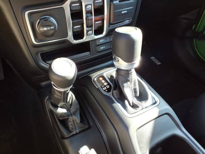 2025 Jeep Gladiator High Tide