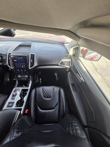 2024 Ford Edge Titanium