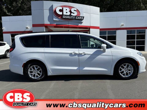 2022 Chrysler Pacifica for sale at CBS Quality Cars in Durham NC