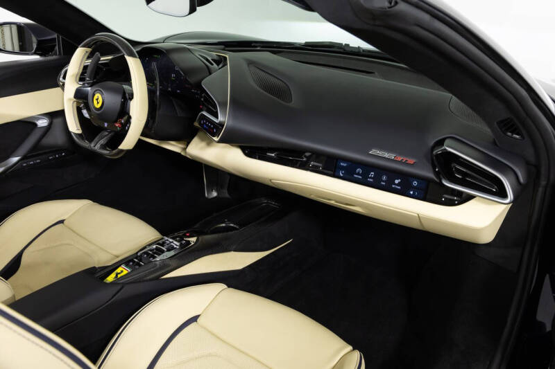 2024 Ferrari 296 GTS