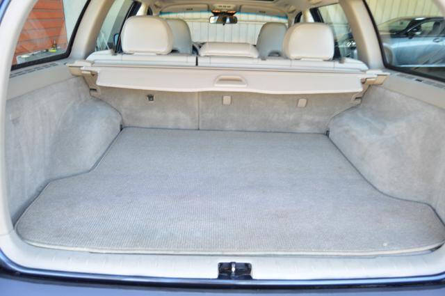 2005 Volvo XC70
