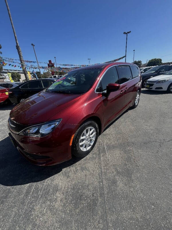 2018 Chrysler Pacifica LX