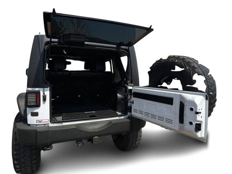 2013 Jeep Wrangler Unlimited Sahara