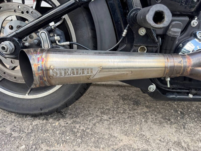 2019 Harley-Davidson FXLR -