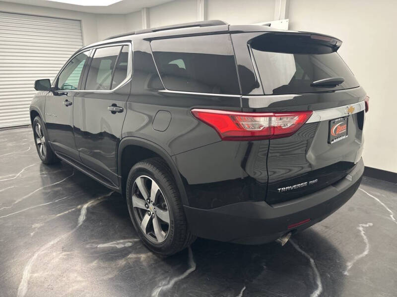 2021 Chevrolet Traverse LT Leather