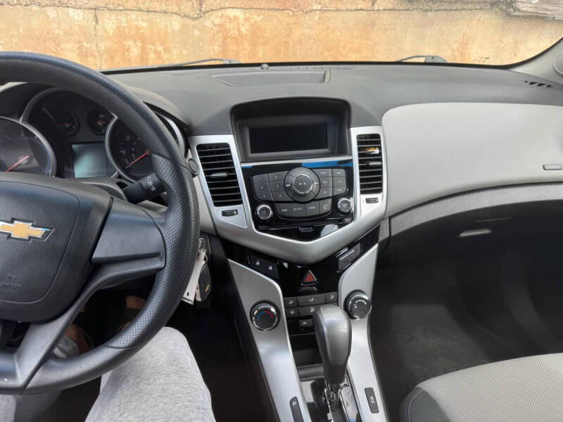 2012 Chevrolet Cruze LS