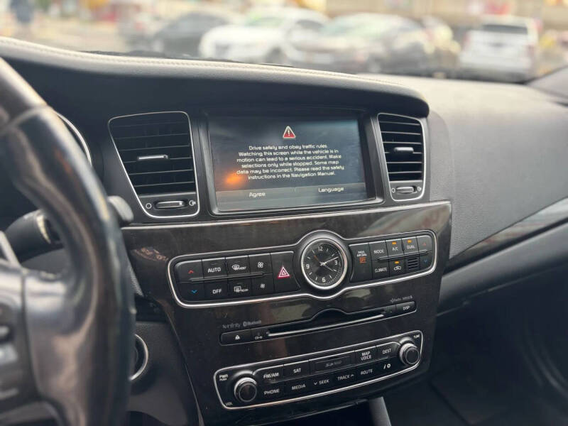 2014 Kia Cadenza Premium