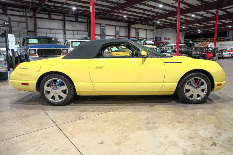 2002 Ford Thunderbird Deluxe