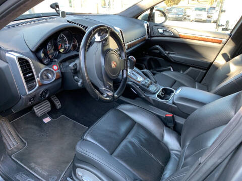 2011 Porsche Cayenne Turbo