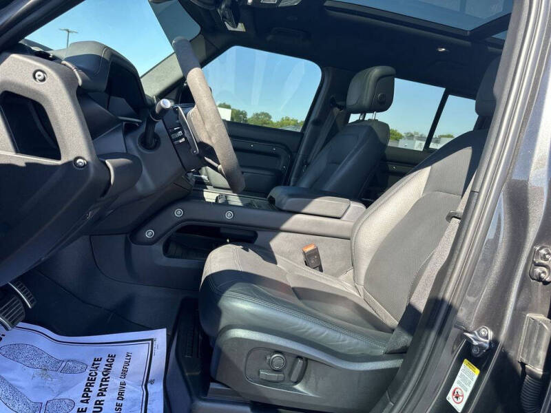 2023 Land Rover Defender