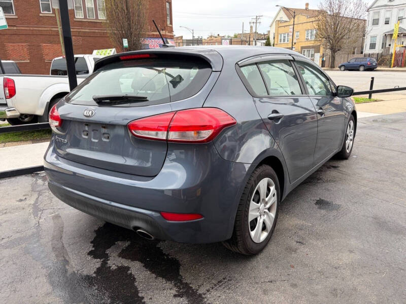 2016 Kia Forte5 LX