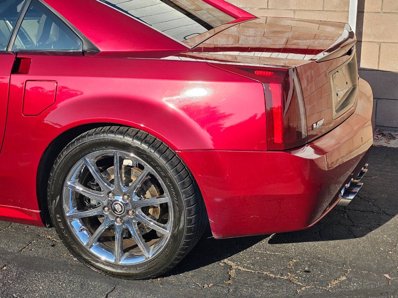 2006 Cadillac XLR-V 12