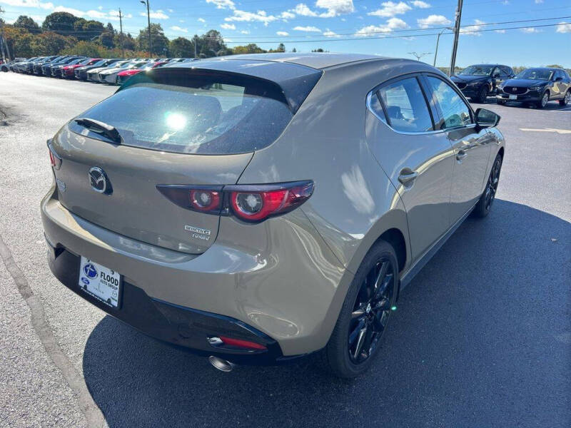 2025 Mazda Mazda3 Hatchback 2.5 Carbon Turbo