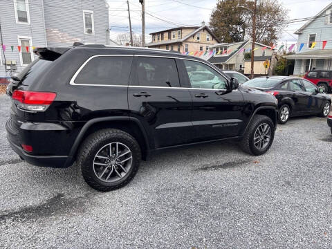 2018 Jeep Grand Cherokee Laredo E