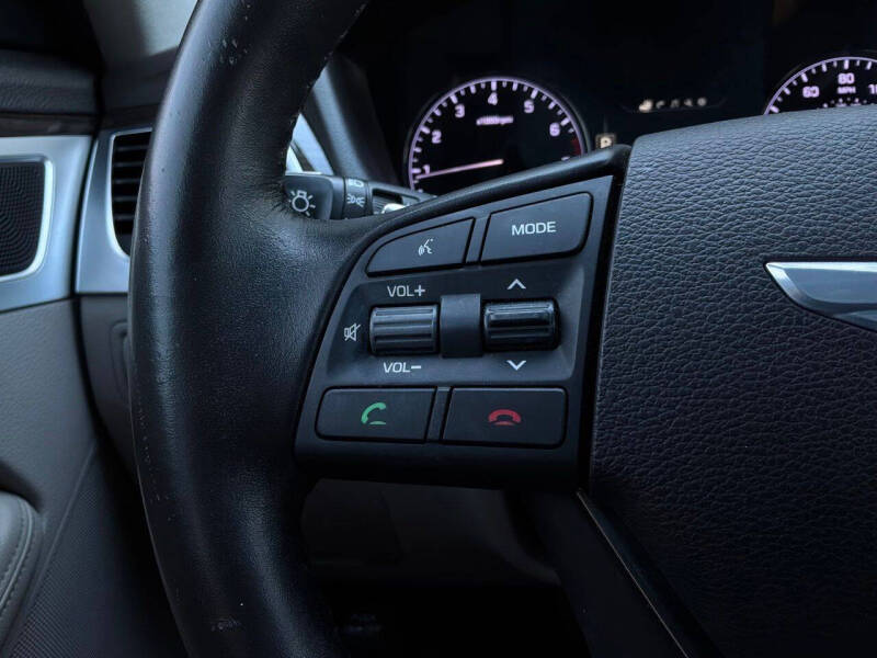 2016 Hyundai Genesis