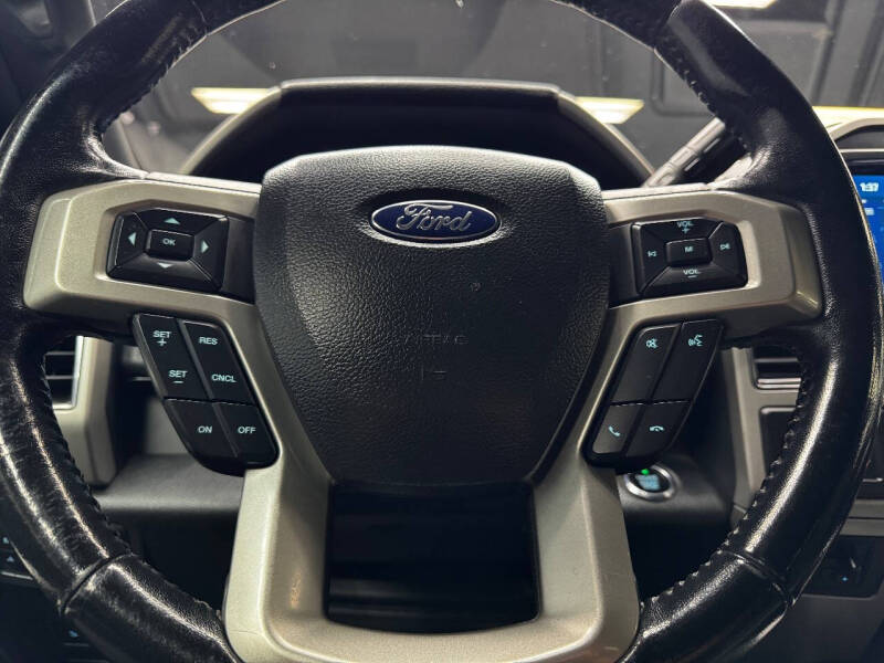 2022 Ford F-350 Super Duty Lariat