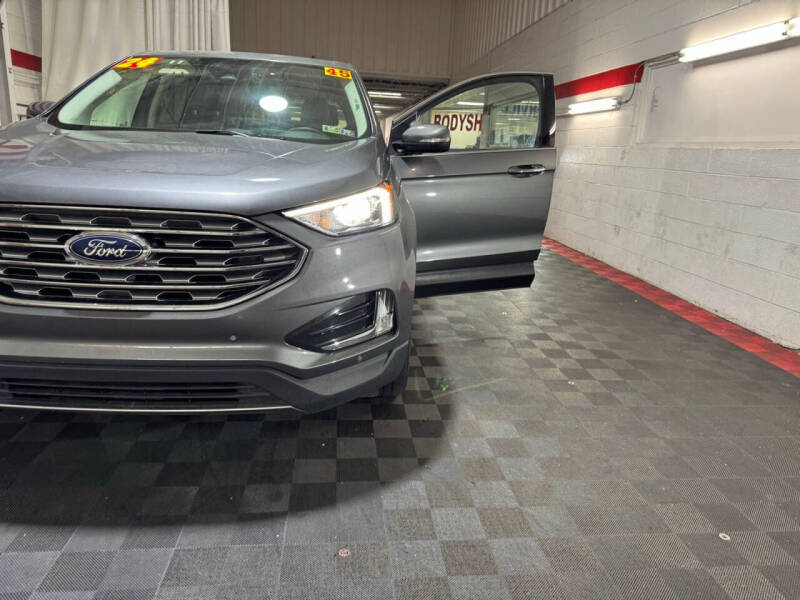 2024 Ford Edge Titanium