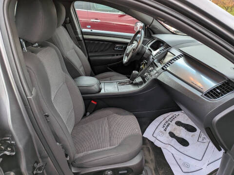 2014 Ford Taurus SEL