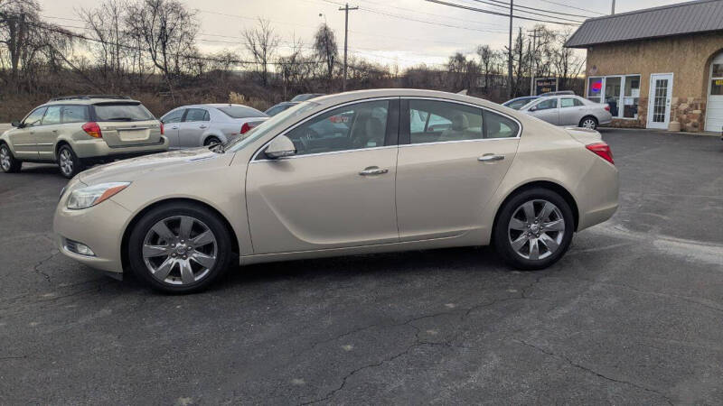 2012 Buick Regal Premium 1