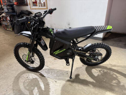 2025 Rawrr Mantis X 72V/30Ah