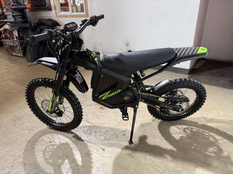 2025 Rawrr Mantis X 72V/30Ah