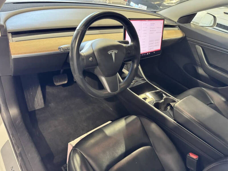 2019 Tesla Model 3 Standard Range Plus