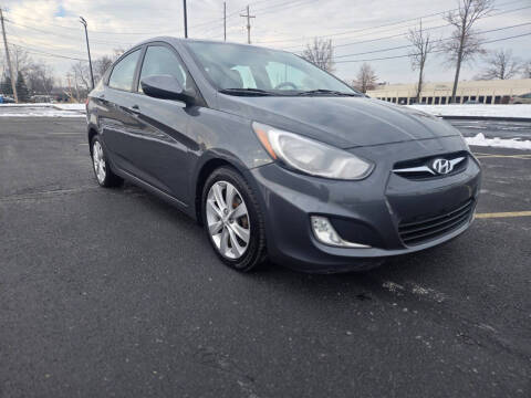 2013 Hyundai Accent GLS