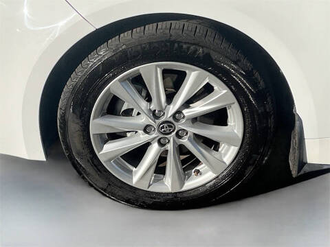 2024 Toyota Corolla Hatchback SE