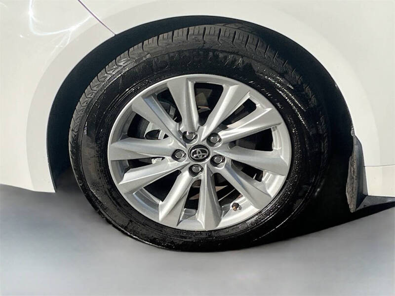 2024 Toyota Corolla Hatchback SE