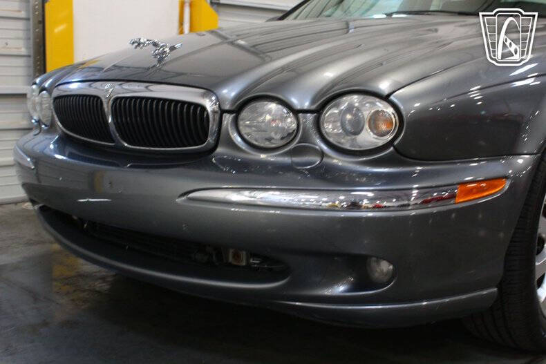 2002 Jaguar X-Type 2.5