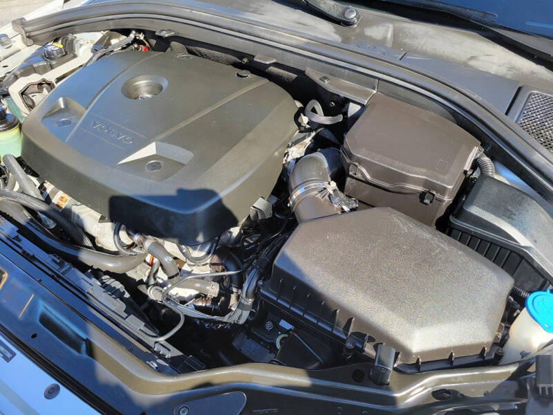 2015 Volvo XC60 T5 Drive-E Premier