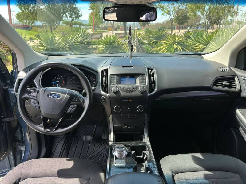 2019 Ford Edge SE
